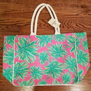 Large Tote Bag - water resistant -BNWT